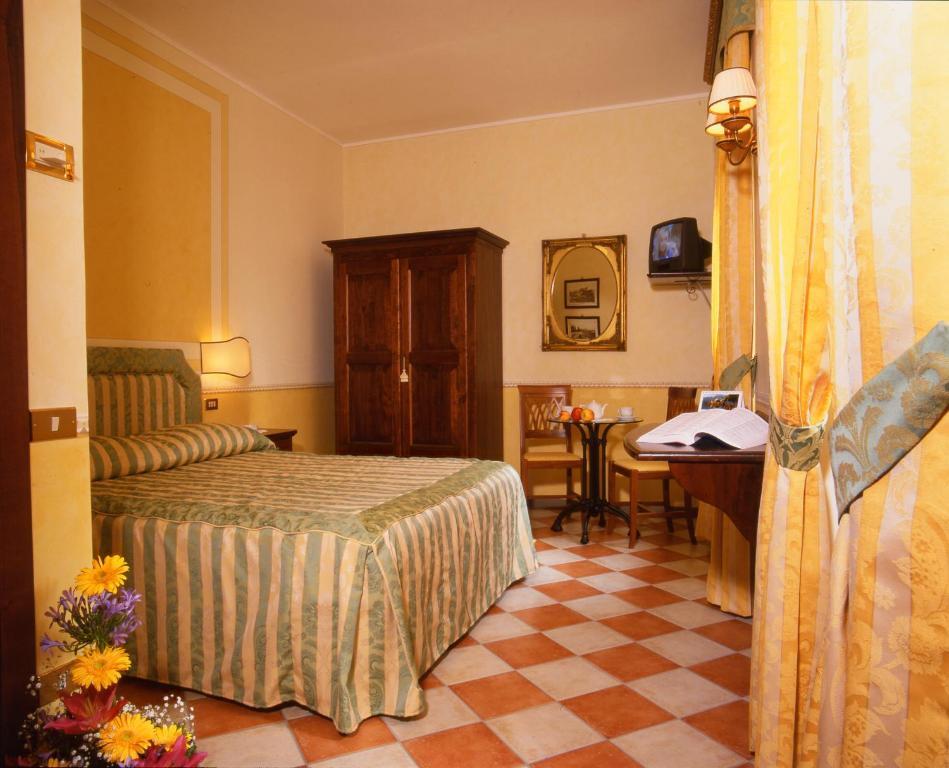 La Contrada Dei Monti Hotell Orta San Giulio Exteriör bild