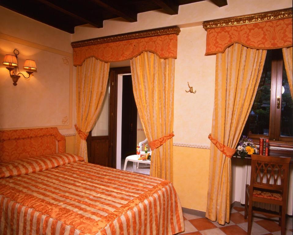 La Contrada Dei Monti Hotell Orta San Giulio Exteriör bild