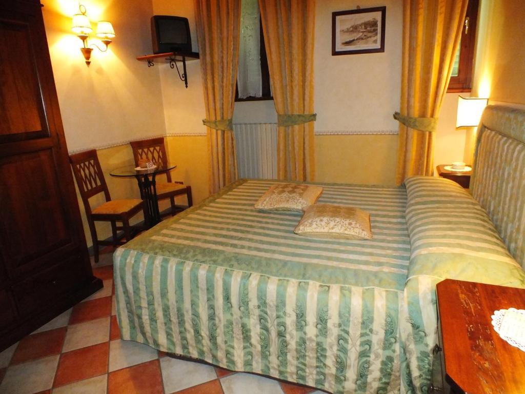 La Contrada Dei Monti Hotell Orta San Giulio Exteriör bild